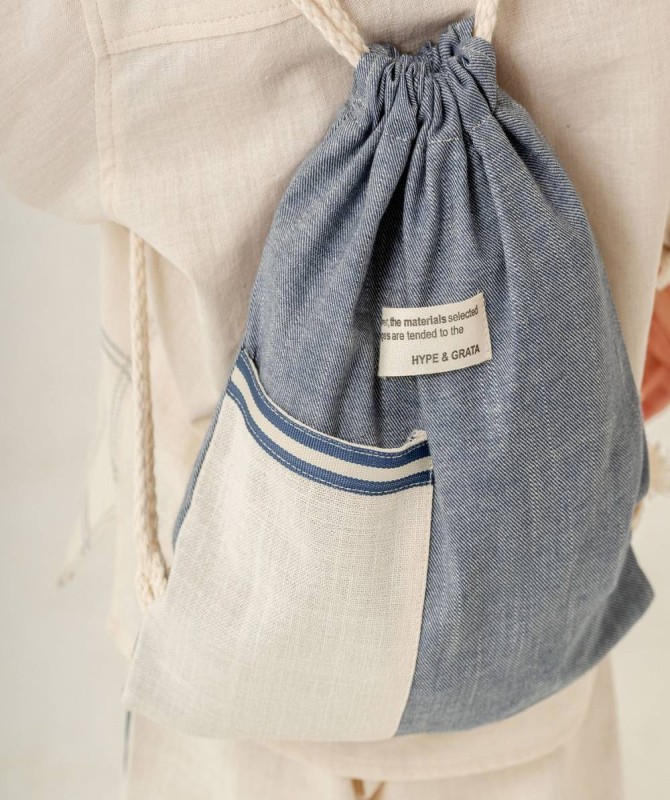 طقم قطعتين مربعات بيج مع شنطة